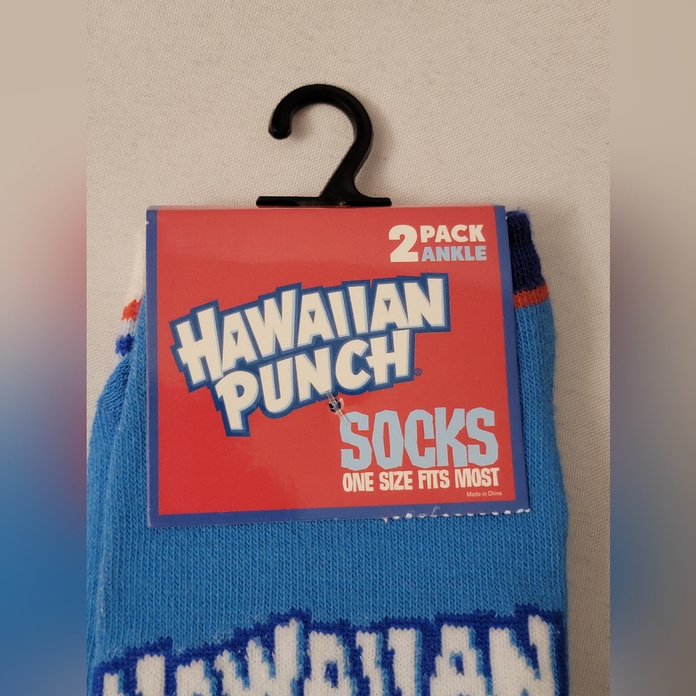 2 Pair Of Socks Disney Lion King & Hawaiian Punch Socks OS - Picture 7 of 9